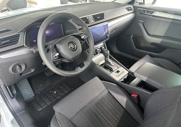 Skoda Superb cena 218100 przebieg: 10, rok produkcji 2024 z Aleksandrów Łódzki małe 67